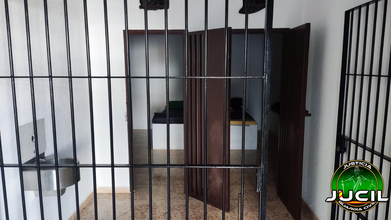 Comandancia de la Guardia Civil en Alicante tras la denuncia de JUCIL sobre los centros de custodia