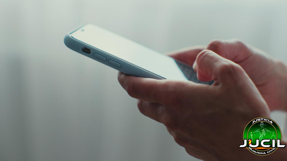 Pantalla de la aplicación de gestión de bajas médicas con advertencia de diagnóstico incorrecto