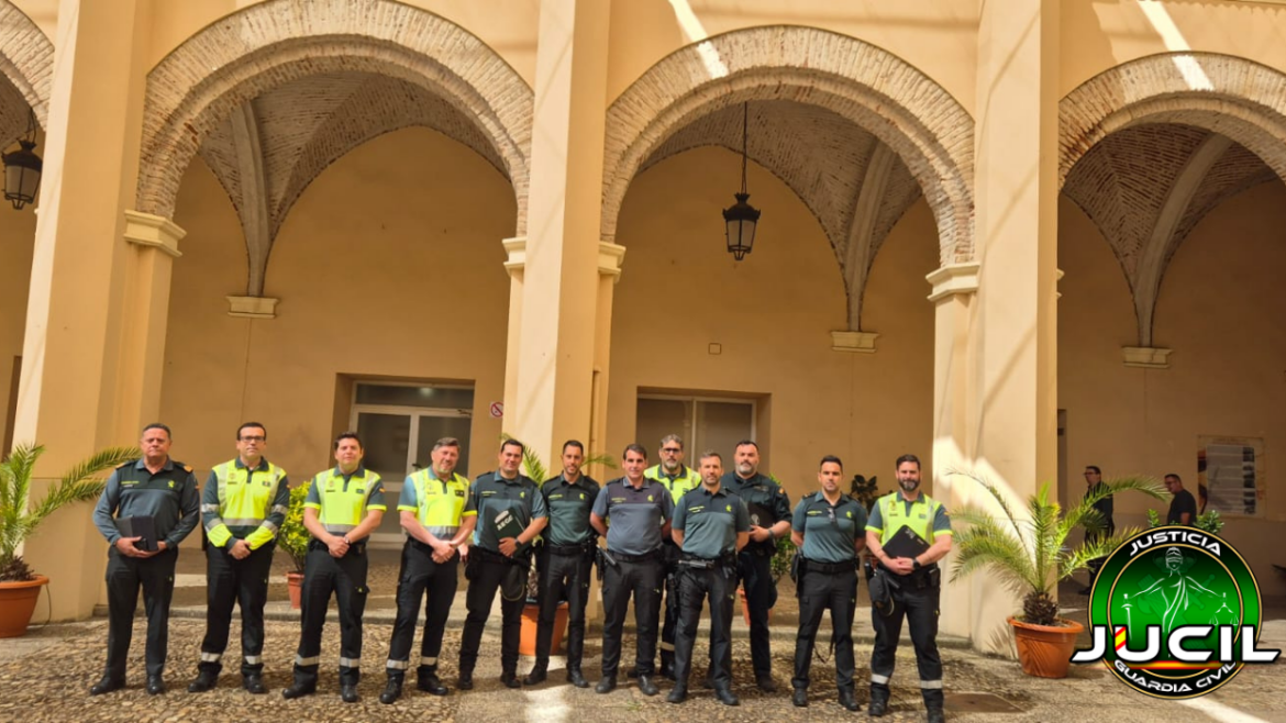 Reunión de representantes de JUCIL y otras asociaciones con el Jefe del Sector de Tráfico de Extremadura para tratar cuestiones operativas y laborales