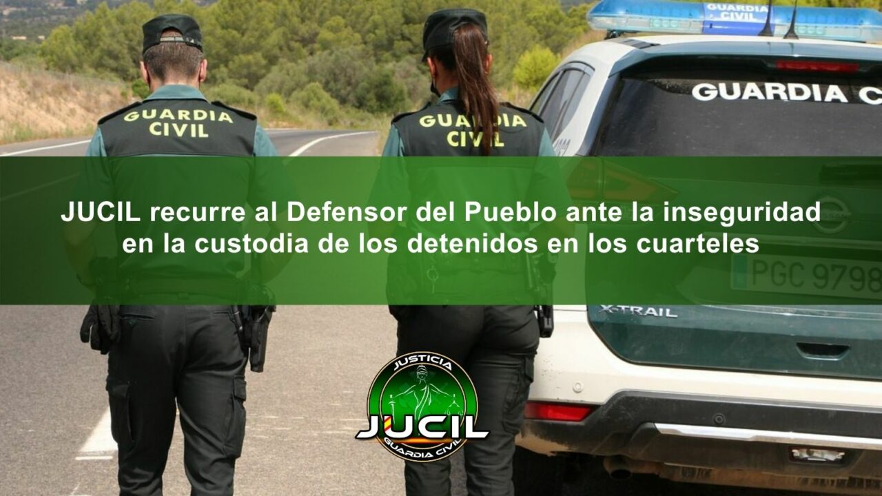 Guardia civil en servicio de puertas atendiendo múltiples funciones en un cuartel sin apoyo para la custodia de detenidos